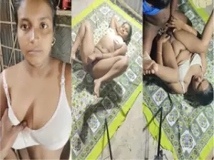 Desi Vlg Cpl Romance and Fucking