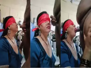 Desi Bhabhi Sucking Dick