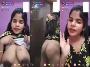 Sexy Desi girl Paid Tango Show