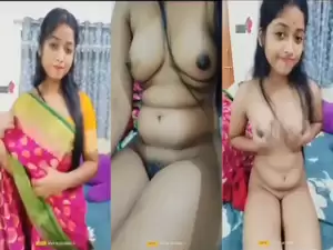 Sexy Desi Girl Shows Nude Body