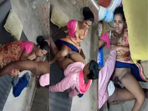 Desi Vlg Wife Blowjob and Fucking