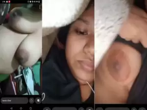 Cute Desi Girl Shows Boobs