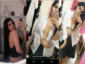 Desi Girl Shows For Lover