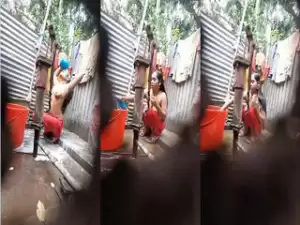 Desi Girl OutDoor Bathing