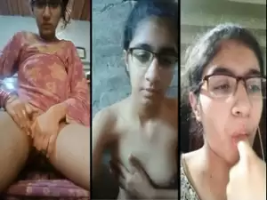Horny Desi Girl Fingering Part 1