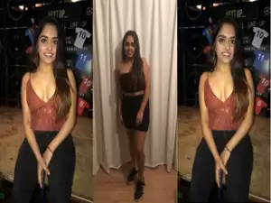 Sexy Desi Girl Shows Nude Body Part 2