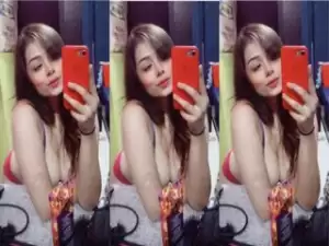 Cute Indian Girl Paly With Her Boobs