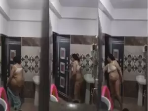Desi Aunty Nude Video Capture