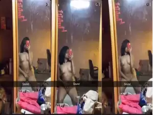 Desi Girl Shows Nude Body