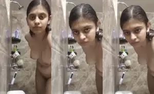 Desi Girl bathing