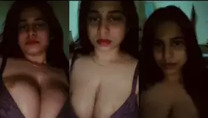 Desi Girl Shows her Boobs Part 1