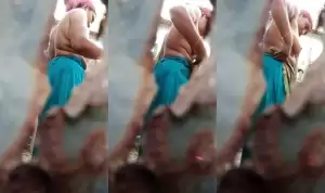 Desi Bhabhi Bathing Capture