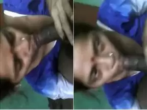 Exclusive- Desi Village Boudi Sucking Dewar Dick