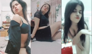 Horny Desi Girl Shows Her Nude Body and Fingering Part 4