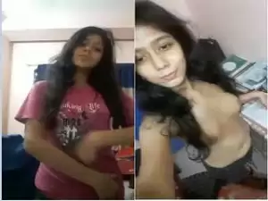 Exclusive-  Desi Girl Showing Her Boobs to Lover