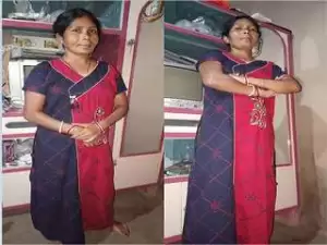 Today Exclusive- Desi Village Aunty Strips Her Cloths and Sucking Hubby Dick
