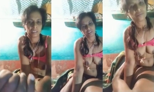 Desi Bahbhi Ridding Dick