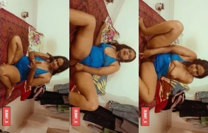 Sexy Kavita Bhabhi Masturbating