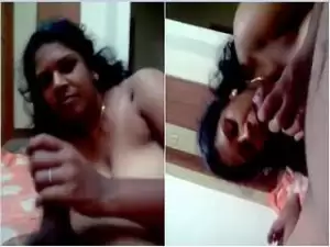 Exclusive- Desi Horny Bhabhi Sucking Lover Dick
