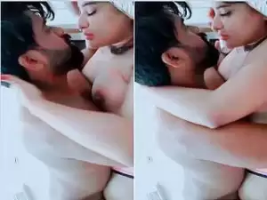 Exclusive- Super Hot Look Desi Girl Boob Sucking By Lover