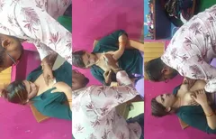 Sexy Shona Bhabhi Romance and Boobs Sucking