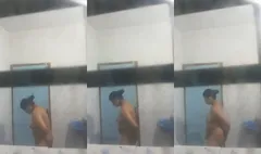 Desi Bhabhi Bathing Capture