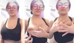Horny Desi Girl Shows Her Big Boobs