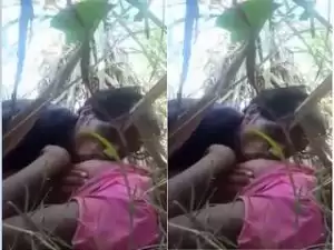 Exclusive- Desi Village Lover Boob Sucking and Outdoor Sex