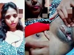 Horny Desi Bhabhi Shows Boobs and wet Pussy