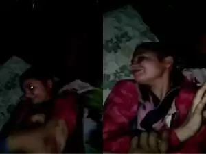 Today Exclusive- Desi Guy Try To Capture Gf Pussy