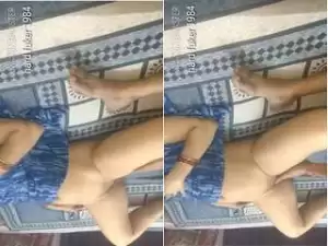 Today Exclusive- Sexy Desi Wife Pussy Fingering By Hubby