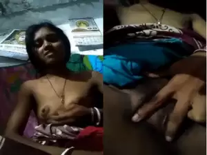 Exclusive- Cute Look Indian Bhabi Showing Her Wet Pussy and Boobs