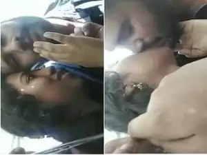 Today Exclusive- Horny Tamil Lover OutDoor Kissing