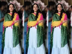 Beautiful Desi Girl Sucking
