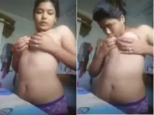 Today Exclusive- Sexy Desi Girl Play With Her Big Boobs