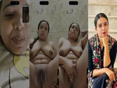 Cheater Bengali Horny Milf Fingering