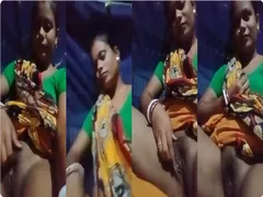 Desi Vlg Bhabhi Shows Pussy