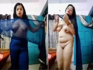 Today Exclusive- Super Hot Look Desi Girl Nude Dance Show