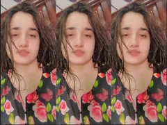 Desi Lady Showing Pussy and Ass Hole