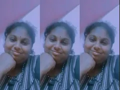 Desi Tanker Showing Big Boobs