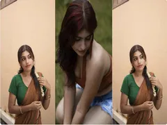 Beautiful Horny Gf Fingering