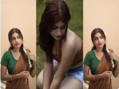 Beautiful Sexy Indian Horny Mallu Girl Showing Asshole Fingering (Updates)