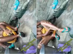 Today Exclusive- Desi Village Bhabhi Outdoor Bathing Record For Lover