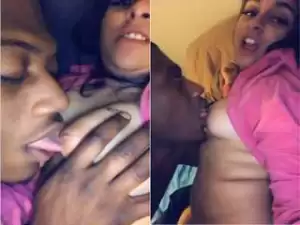 Today Exclusive- Sexy NRI Girl Boob Sucking By Lover