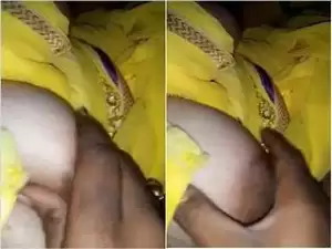 Today Exclusive- Desi Wife Boob Pressing By Hubby
