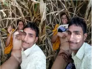 Today Exclusive- Sexy look Desi Village Girl Boob Pressing And Pussy Fingering Part 1