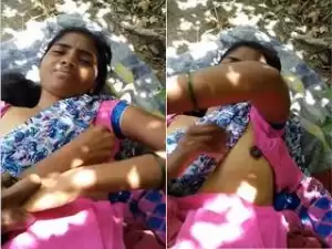 Today Exclusive- Desi Telugu Wife Boob Capture By Hubby