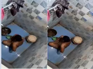 Today Exclusive- Desi Tamil Bhabi Bathing Capture By hidden Cam