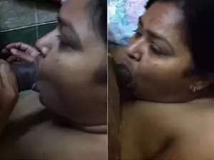 Today Exclusive- Horny Desi Bhabhi Blowjob