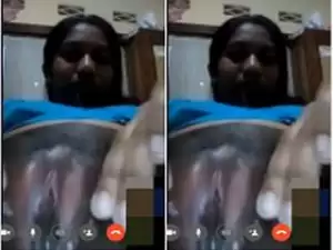 Today Exclusive- Desi lankan Girl Showing Her pussy On Video Call